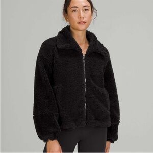 Lululemon black sherpa jacket